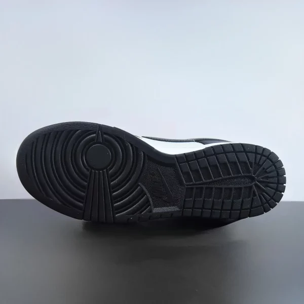 Dunk Low ‘Mini Swoosh – Black Total Orange’ FN7808-001 Sneakers