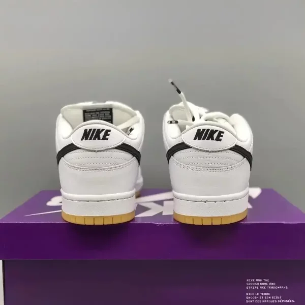 Nike SB Dunk Low White Gum (2023) CD2563-101